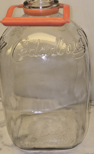 Cedarburg dairy one - cedarburg,